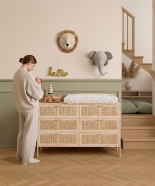 VESTIDOR DE COMODA GASPAR