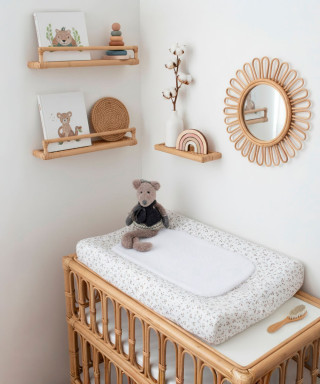 VESTIDOR DE COMODA INES