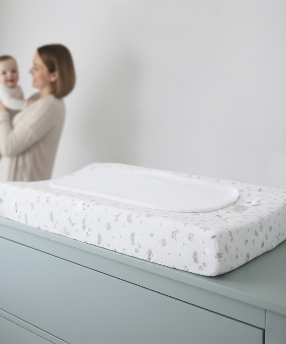 VESTIDOR DE COMODA LUCCA