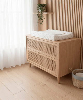 VESTIDOR DE COMODA PABLO