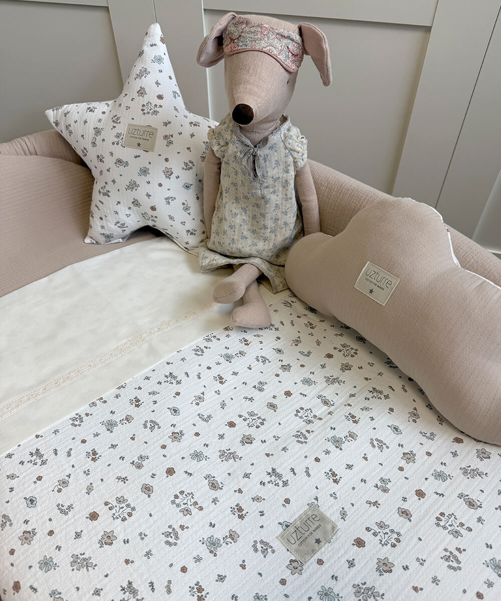 MINICUNA DE RATAN CELIA