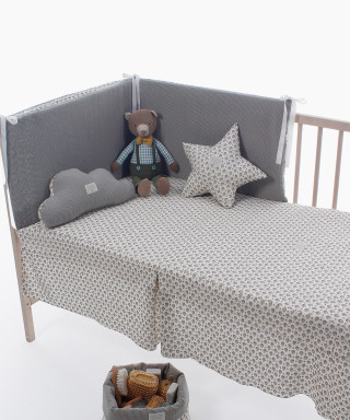 COLCHA Y PROTECTOR FLORA